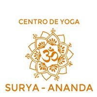 Logo empresa: ananda. centro de yoga surya